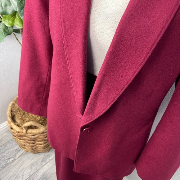 Vintage Pendleton Burgundy Wine Two Piece Wool Skirt Blazer Set - Picture 3 of 8